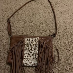 T-Shirt & Jeans The bag defines your style